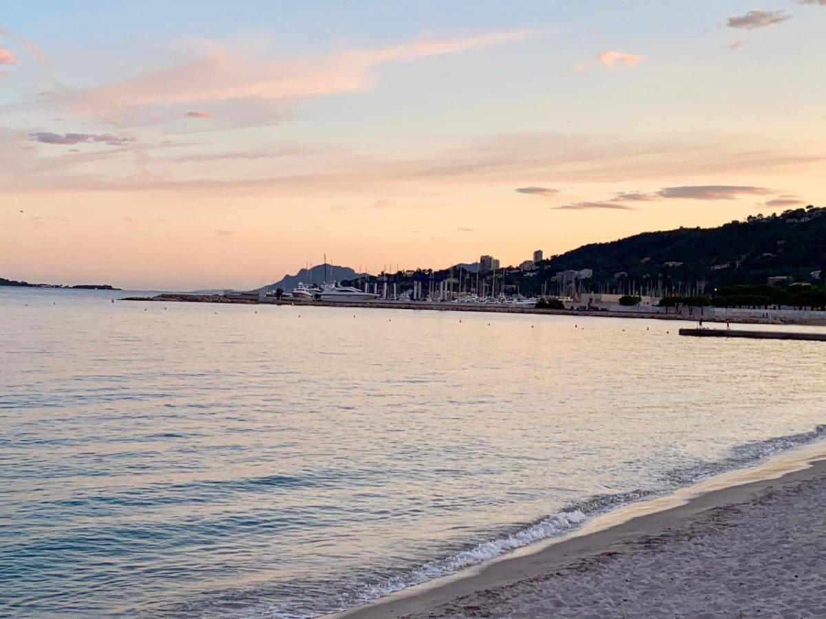 Cocoon Vue Mer ☆ En Face Du Port De Golfe-Juan ☆ المظهر الخارجي الصورة